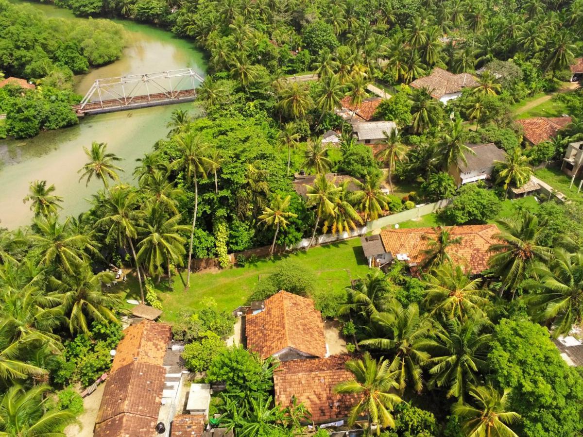 مبيت وإفطار Dodanduwa Circus Lagoon Hideaway المظهر الخارجي الصورة